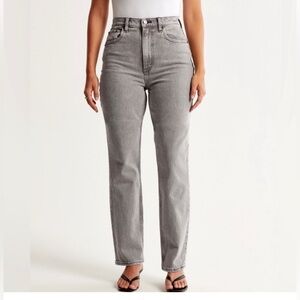 The ‘90s straight ultra high rise jeans